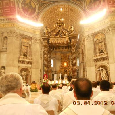5 aprilie: Vatican: Liturghia crismei împreună cu Sfântul Părinte