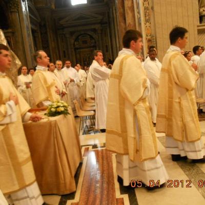 5 aprilie: Vatican: Liturghia crismei împreună cu Sfântul Părinte