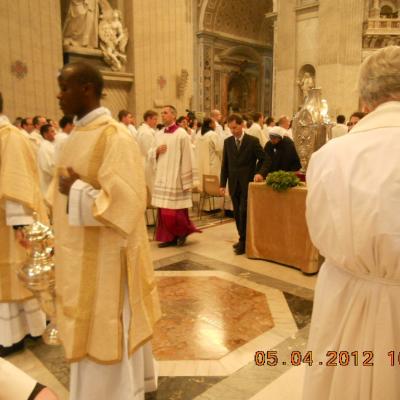 5 aprilie: Vatican: Liturghia crismei împreună cu Sfântul Părinte