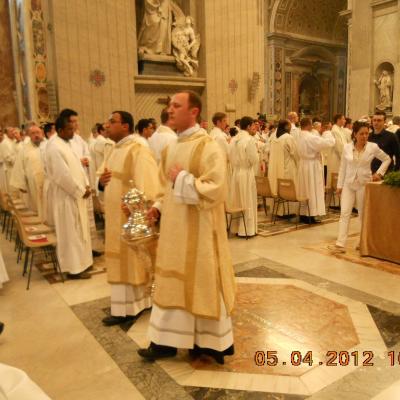 5 aprilie: Vatican: Liturghia crismei împreună cu Sfântul Părinte