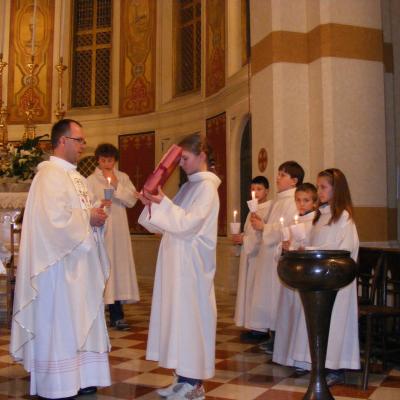 5-8 aprilie: Schio (Italia): Sărbători pascale