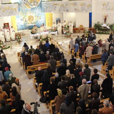 7-8 aprilie: Iaşi: Învierea Domnului sărbătorită în catedrala "Sfânta Fecioară Maria, Regină"