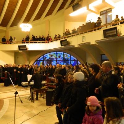 9 aprilie: Iaşi ("Sf. Tereza"): Concert de Paşti: "Isuse înviat, tu m-ai cunoscut!"