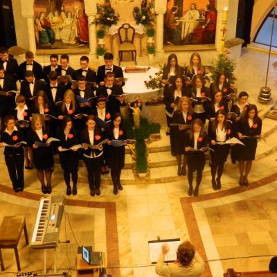 9 aprilie: Iaşi ("Sf. Tereza"): Concert de Paşti: "Isuse înviat, tu m-ai cunoscut!"