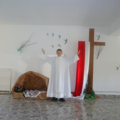 9 aprilie: Galbeni: Scenetă muzicală cu temă pascală