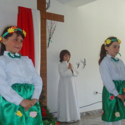 9 aprilie: Galbeni: Scenetă muzicală cu temă pascală