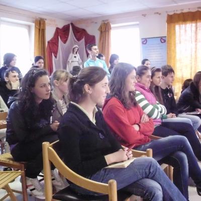 10-13 aprilie: Barticeşti: Exerciţii spirituale pentru tineri