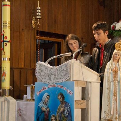 14 aprilie: Oneşti: Întâlnirea tinerilor din Acţiunea Catolică, zona Bacău