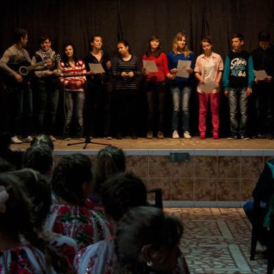 14 aprilie: Oneşti: Întâlnirea tinerilor din Acţiunea Catolică, zona Bacău