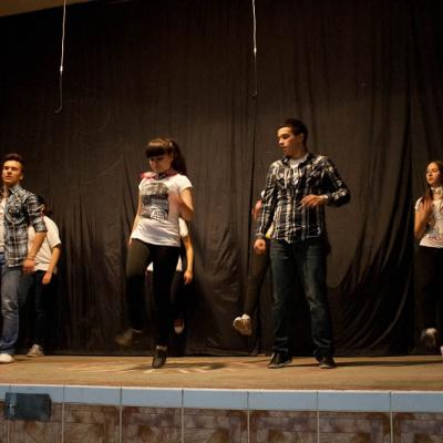 14 aprilie: Oneşti: Întâlnirea tinerilor din Acţiunea Catolică, zona Bacău