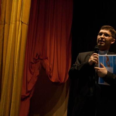 14 aprilie: Oneşti: Întâlnirea tinerilor din Acţiunea Catolică, zona Bacău