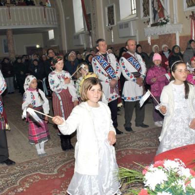 15-18 aprilie: Călugăreni: "Peregrinatio Mariae"