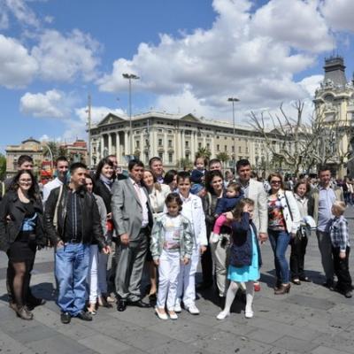 15 aprilie: Barcelona (Lleida): Prima Liturghie în limba română celebrată în bazilica "Sagrada Familia"