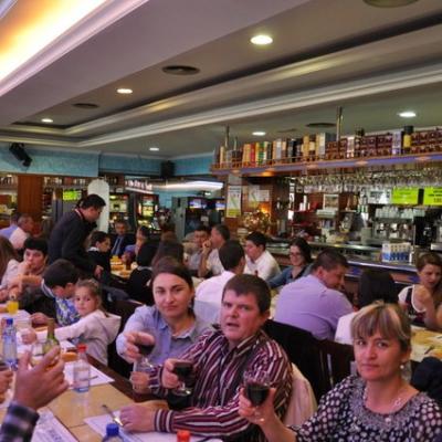 15 aprilie: Barcelona (Lleida): Prima Liturghie în limba română celebrată în bazilica "Sagrada Familia"