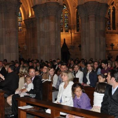 15 aprilie: Barcelona (Lleida): Prima Liturghie în limba română celebrată în bazilica "Sagrada Familia"