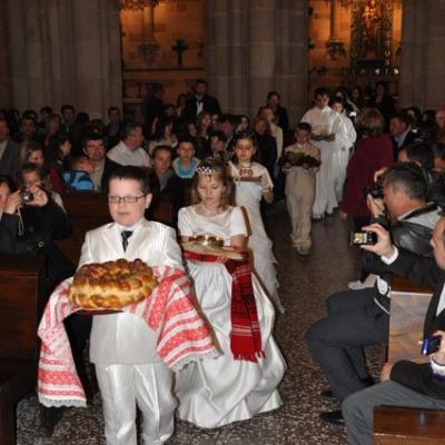 15 aprilie: Barcelona (Lleida): Prima Liturghie în limba română celebrată în bazilica "Sagrada Familia"