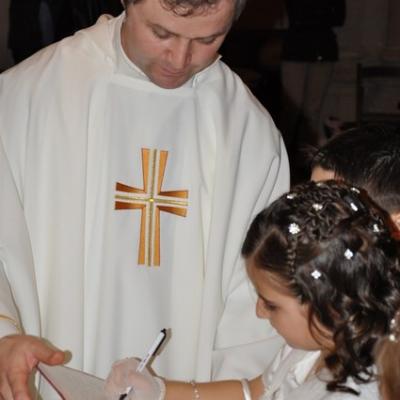 15 aprilie: Barcelona (Lleida): Prima Liturghie în limba română celebrată în bazilica "Sagrada Familia"