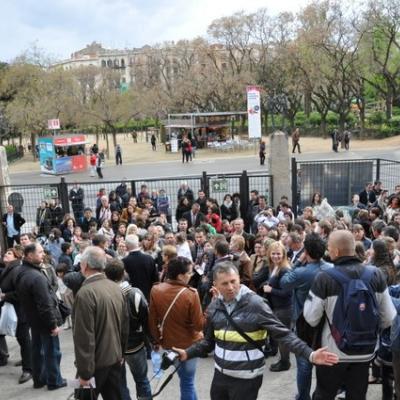 15 aprilie: Barcelona (Lleida): Prima Liturghie în limba română celebrată în bazilica "Sagrada Familia"