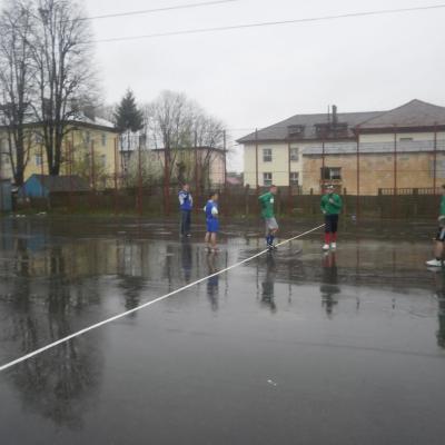 18-20 aprilie: Roman: Turneul interparohial la fotbal
