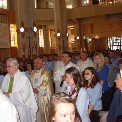 26-29 aprilie: Bacău "Sfânta Cruce": "Peregrinatio Mariae" şi misiuni populare