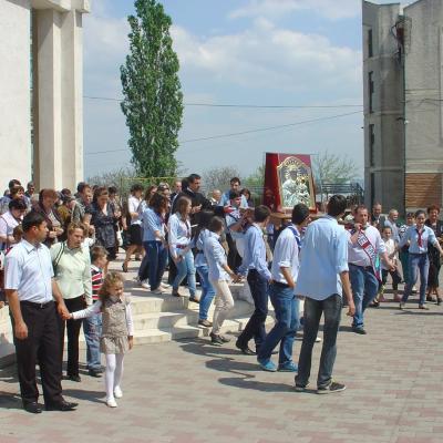 26-29 aprilie: Bacău "Sfânta Cruce": "Peregrinatio Mariae" şi misiuni populare
