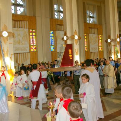 26-29 aprilie: Bacău "Sfânta Cruce": "Peregrinatio Mariae" şi misiuni populare