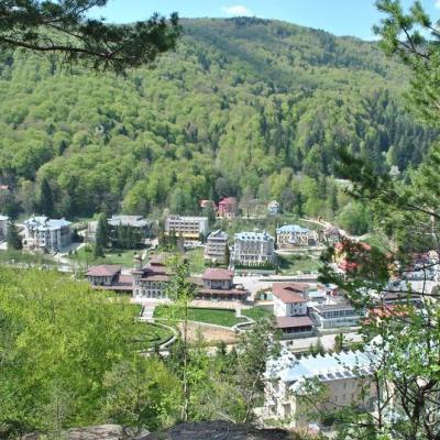 27-29 aprilie: Slănic Moldova: Campus pentru tineri