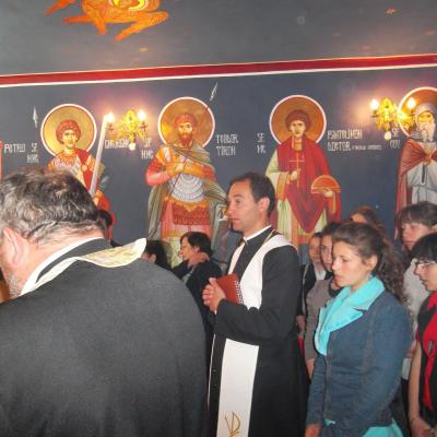 28 aprilie: Bacău: Concursul de eseuri religioase "Lumină din lumină"
