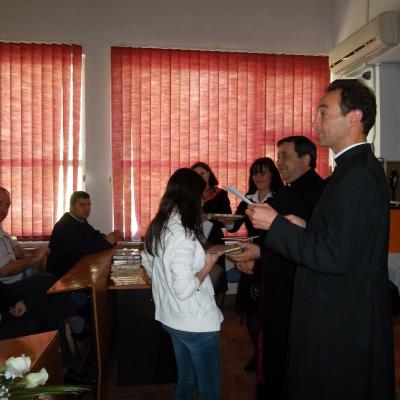 28 aprilie: Bacău: Concursul de eseuri religioase "Lumină din lumină"