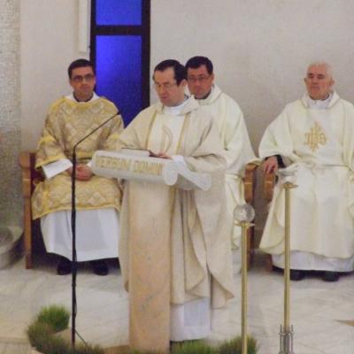 1 mai: Iaşi: Liturghie de mulţumire pentru împlinirea a 22 de ani de episcopat ai PS Petru Gherghel
