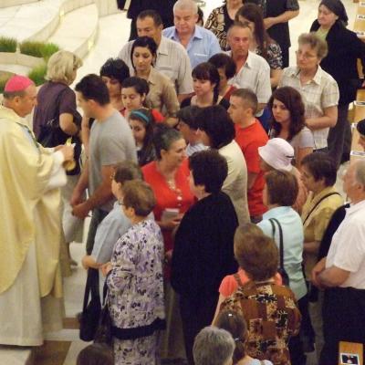1 mai: Iaşi: Liturghie de mulţumire pentru împlinirea a 22 de ani de episcopat ai PS Petru Gherghel