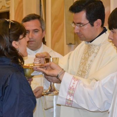1 mai: Gransasso (Italia): Pelerinaj al unui grup de tineri români din Roma la sanctuarul "Sfântul Gabriel al Maicii Indurerate"