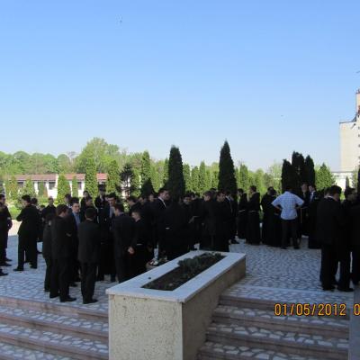 1 mai: Roman: Întâlnirea studenţilor din cadrul institutelor teologice din Dieceza de Iaşi