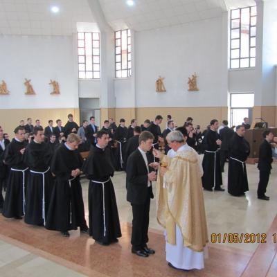 1 mai: Roman: Întâlnirea studenţilor din cadrul institutelor teologice din Dieceza de Iaşi