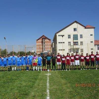 1 mai: Roman: Întâlnirea studenţilor din cadrul institutelor teologice din Dieceza de Iaşi
