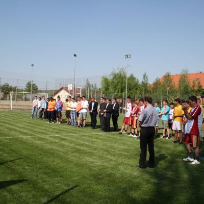 2 mai: Iaşi: Deschiderea campionatului de fotbal "Cupa Prietenia"