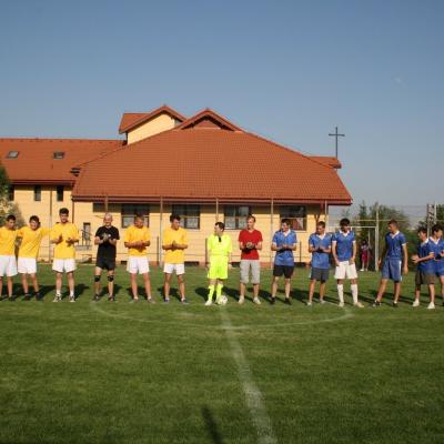 2 mai: Iaşi: Deschiderea campionatului de fotbal "Cupa Prietenia"
