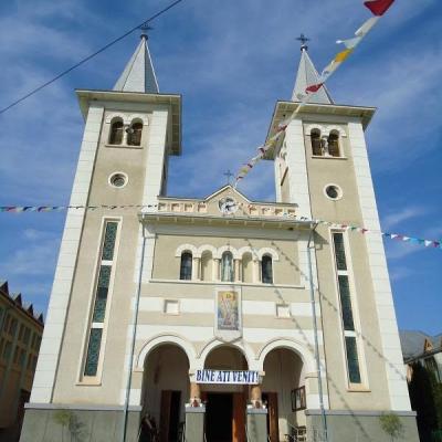 3-6 mai: Mărgineni: Vizita icoanei sfintei Fecioare Maria de la Cacica