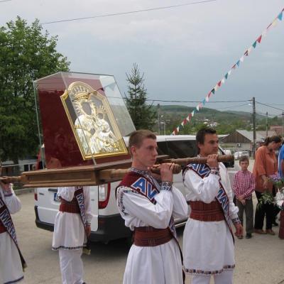 3-6 mai: Mărgineni: Vizita icoanei sfintei Fecioare Maria de la Cacica