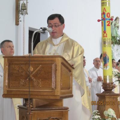 5 mai: Cacica: Întâlnirea profesorilor de la institutele teologice catolice din Iaşi şi Roman