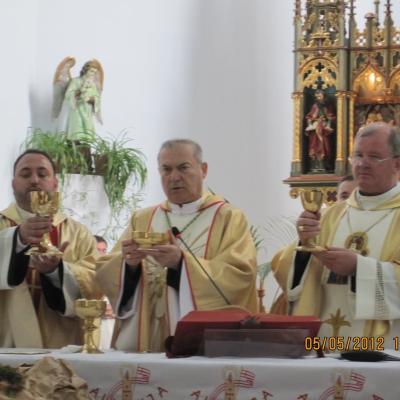 5 mai: Cacica: Întâlnirea profesorilor de la institutele teologice catolice din Iaşi şi Roman
