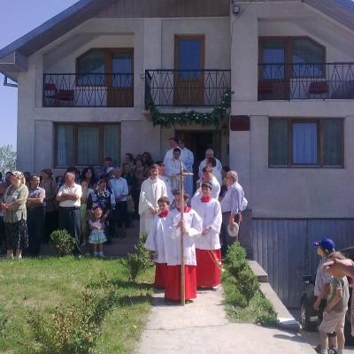 6 mai: Valea Mică: Raze de soare la sărbătoarea patronului parohiei