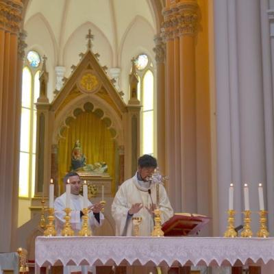 6 mai: Castelpetroso (IT): Românii de la Roma în pelerinaj la sanctuarul "Maica Domnului Îndurerată"