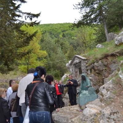 6 mai: Castelpetroso (IT): Românii de la Roma în pelerinaj la sanctuarul "Maica Domnului Îndurerată"