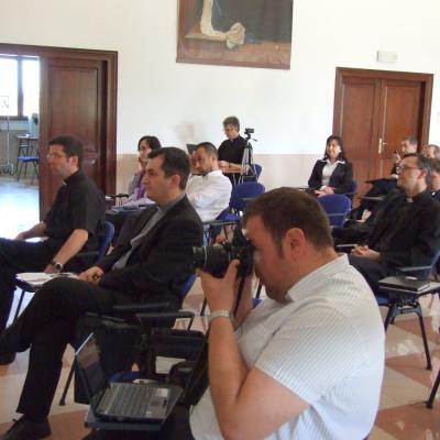 7-10 mai: Ciofliceni: Biserica şi comunicarea - provocări actuale