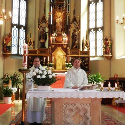 11-20 mai: Roman: Turneul "Voci de mai"