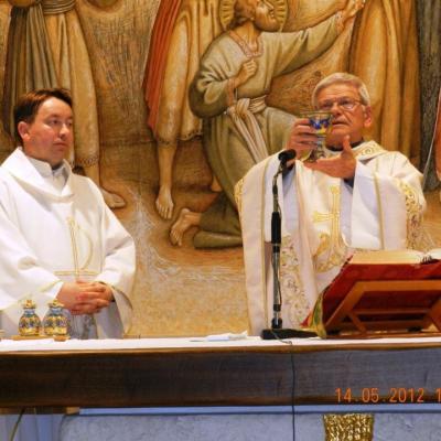 11-20 mai: Roman: Turneul "Voci de mai"