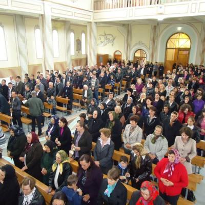 11-12 mai: Frumoasa: Celebrarea Zilei Bolnavului în prezenţa relicvei fericitului Ieremia