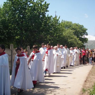 12 mai: Satu Nou: Sfinţirea casei Congregaţiei "Fiicele Sfântului Francisc"