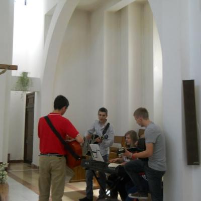 12 mai:Bacău: Zi de formare şi de reculegere pentru tineri